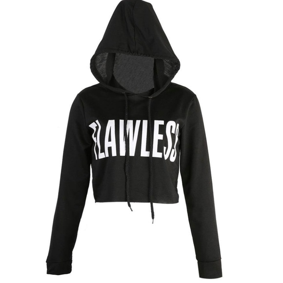 Tops - Black Pullover Crop Top Flawless Small